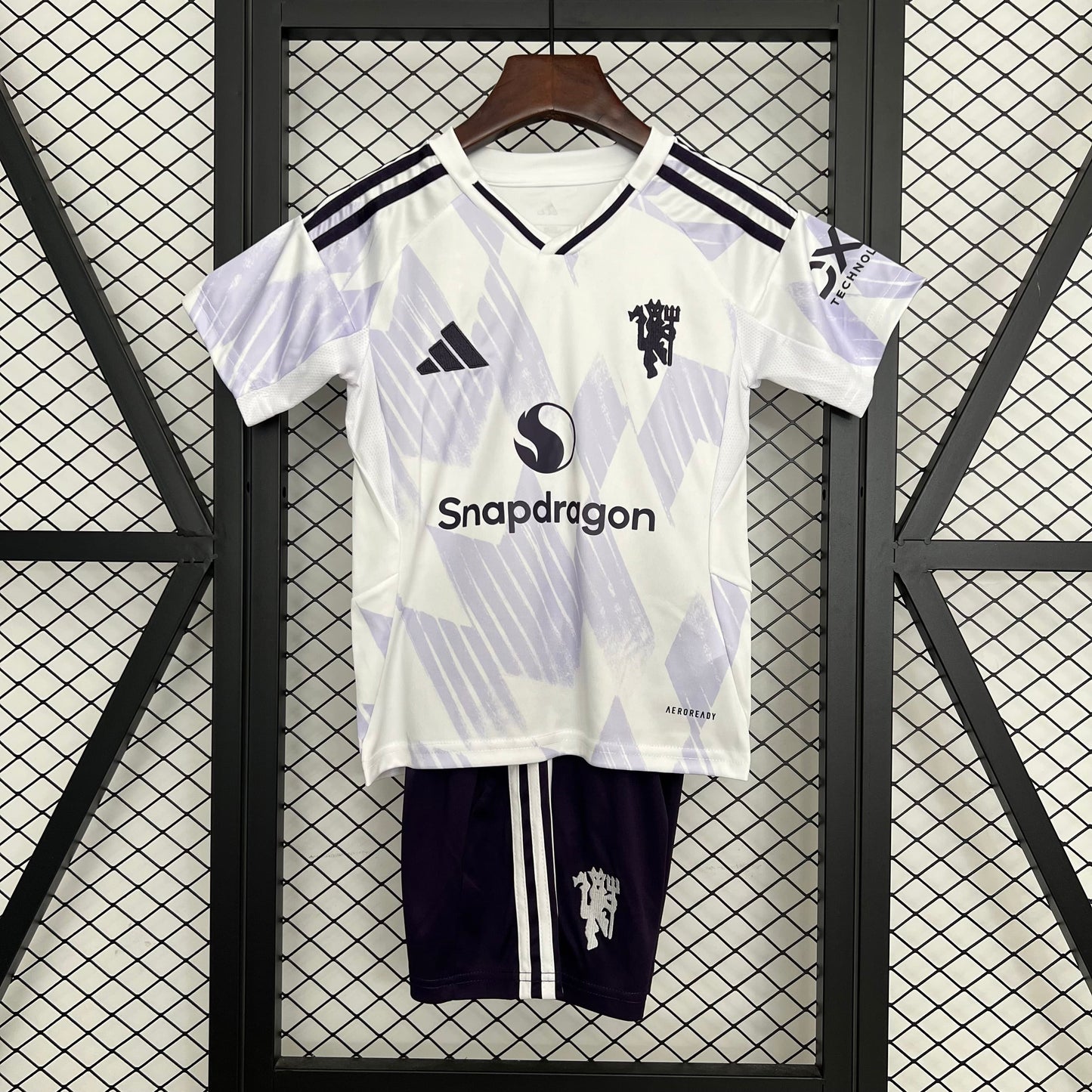 KIT Enfant Manchester United Extérieur 25/26