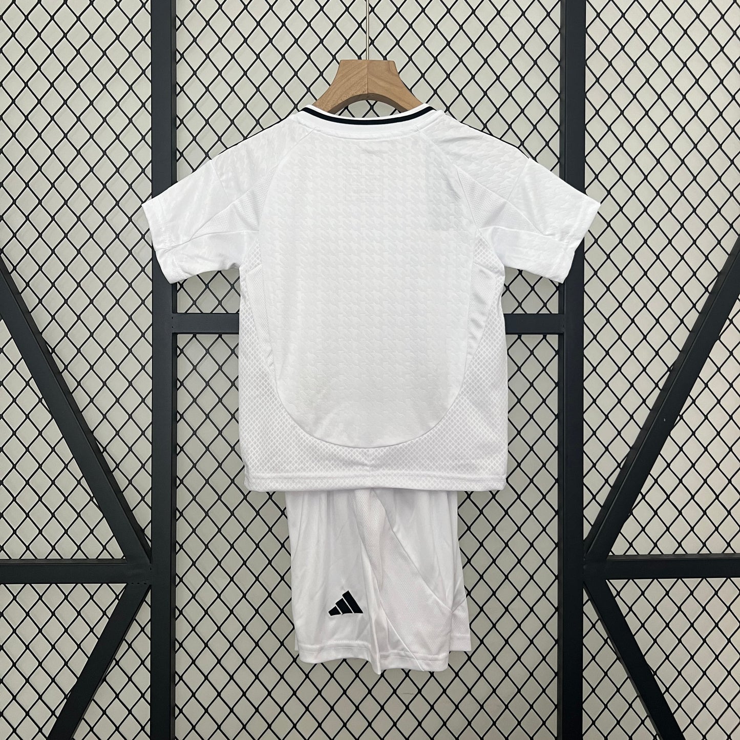 KIT Enfant Real Madrid Domicile 24/25