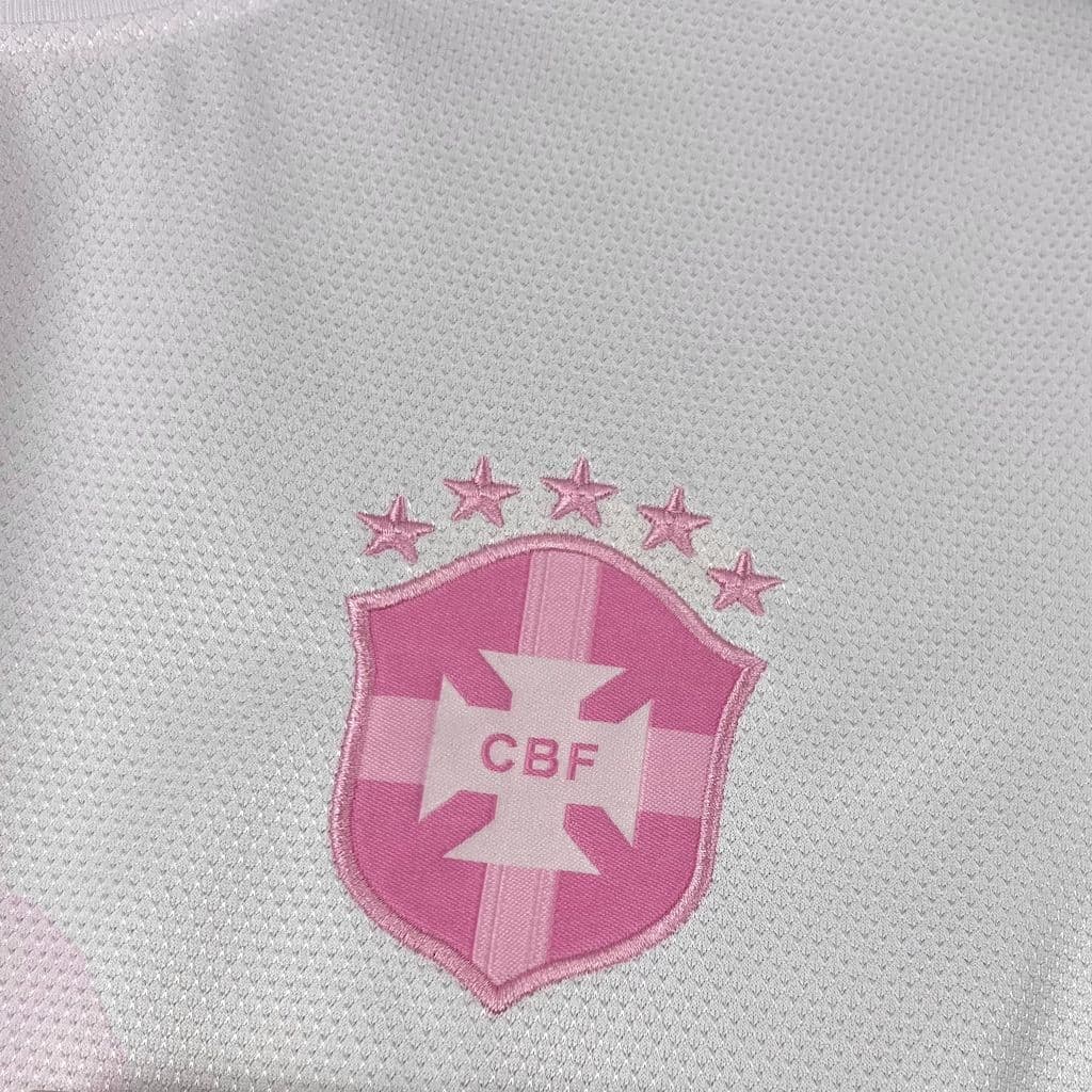 Brésil Christ rédempteur Édition Spéciale Rose 25/26
