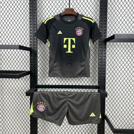 KIT Enfant Bayern Munich Gardien Noir 25/26