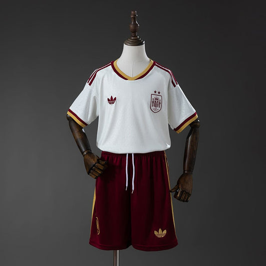 Kit Enfant Espagne 2 étoiles Extérieur Coupe du Monde 2026
